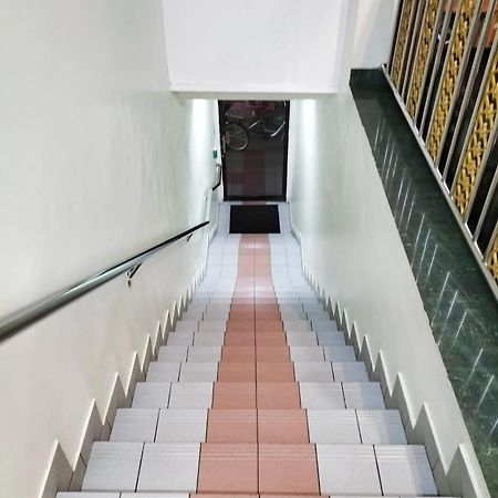 Faber Inn Bintulu Buitenkant foto