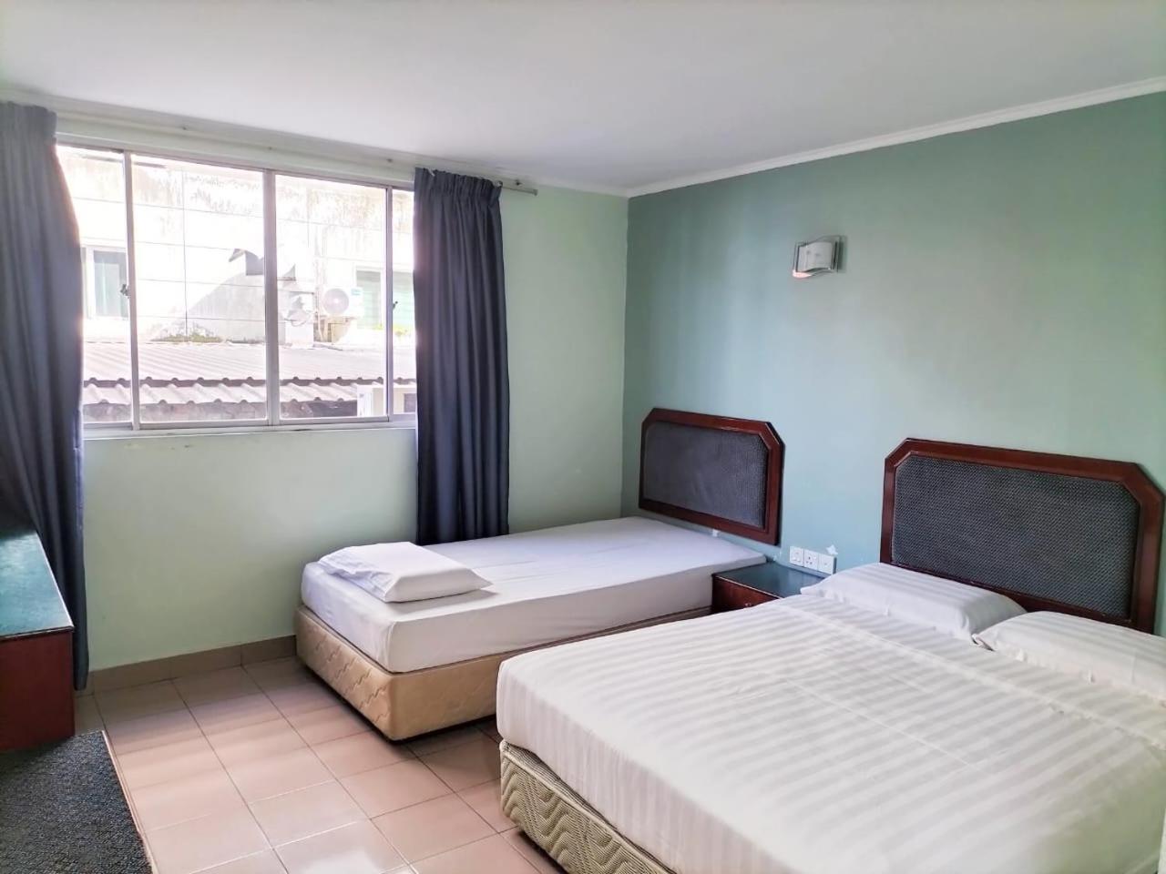 Faber Inn Bintulu Buitenkant foto