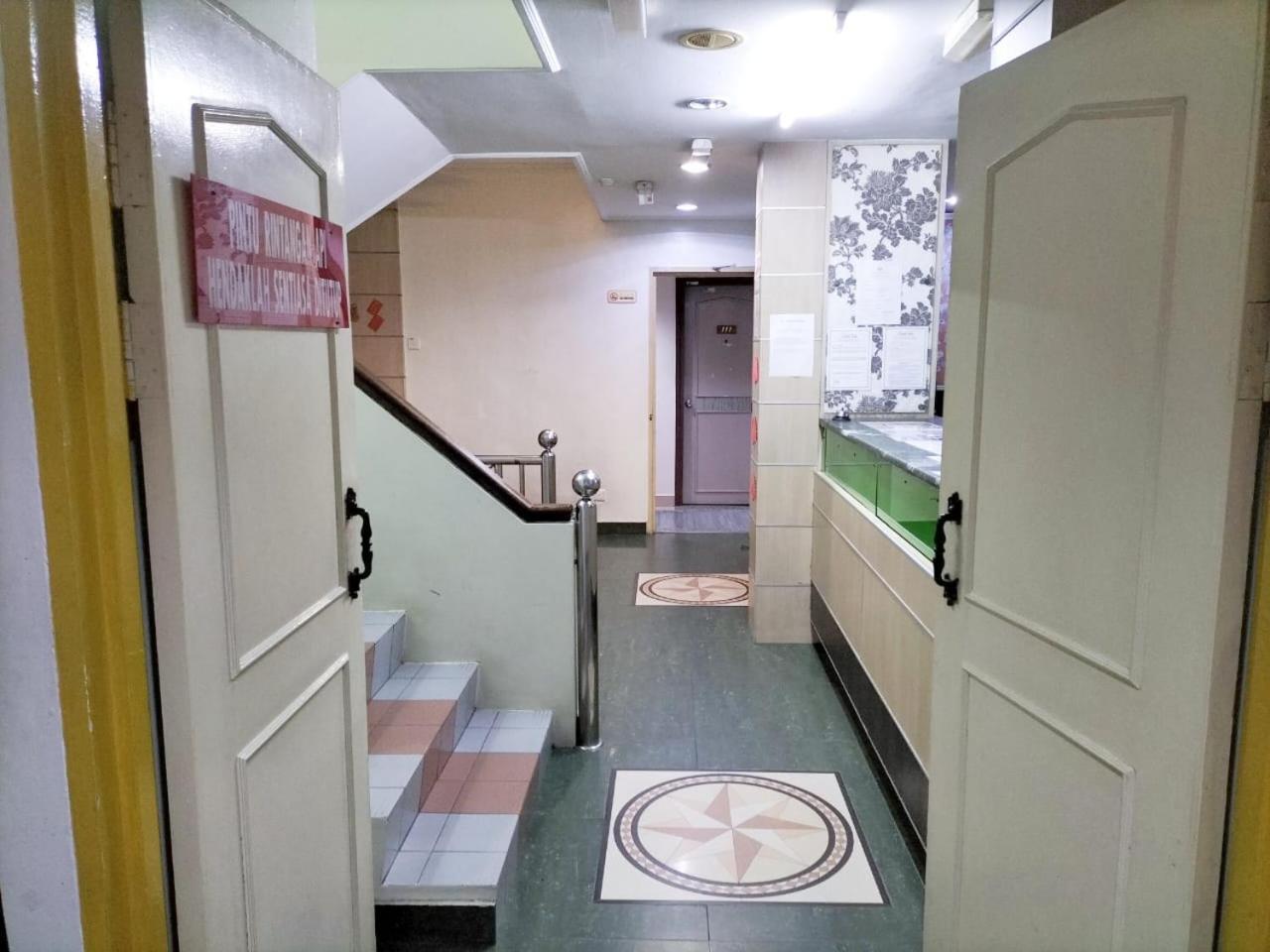 Faber Inn Bintulu Buitenkant foto