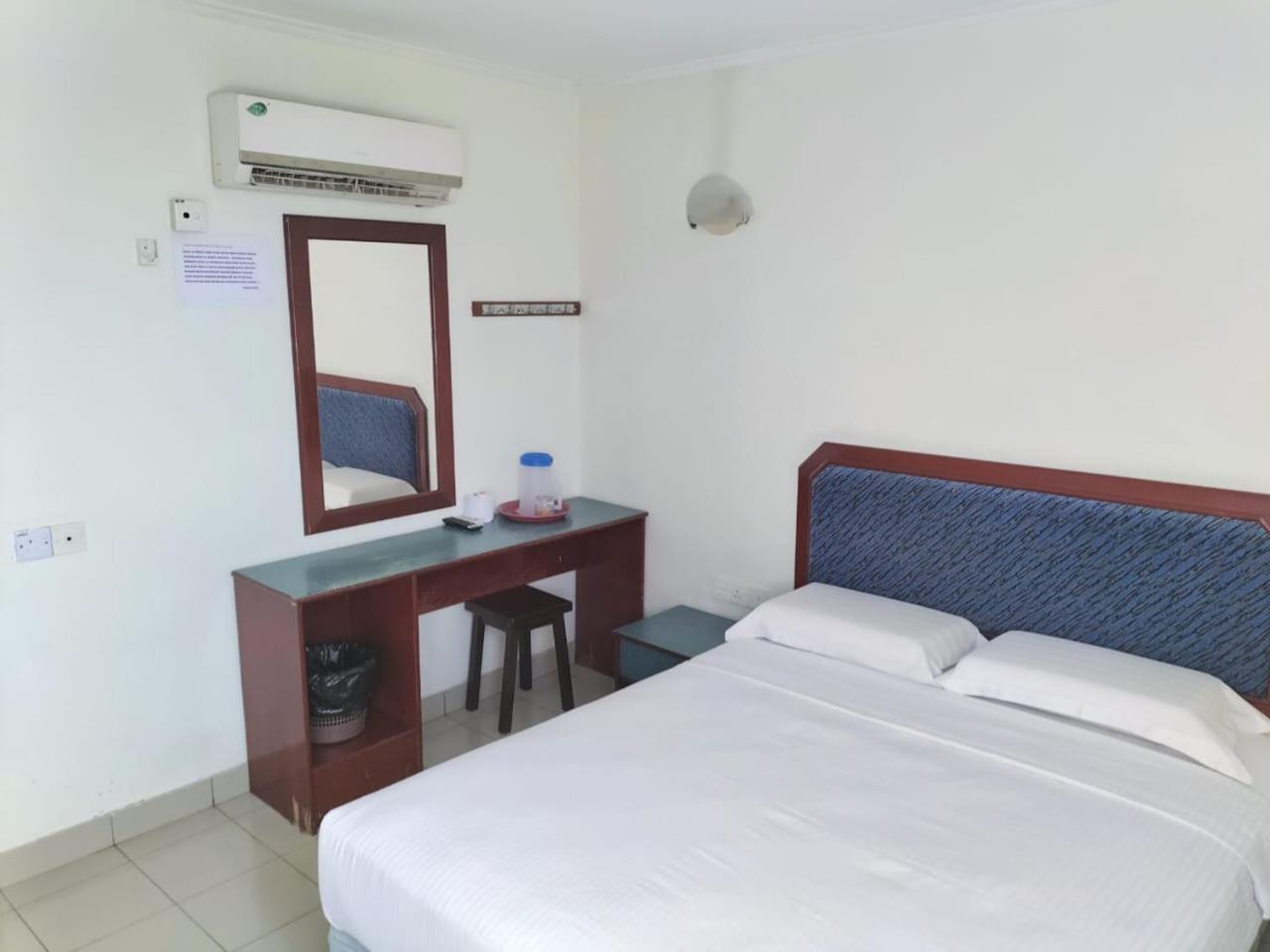 Faber Inn Bintulu Buitenkant foto