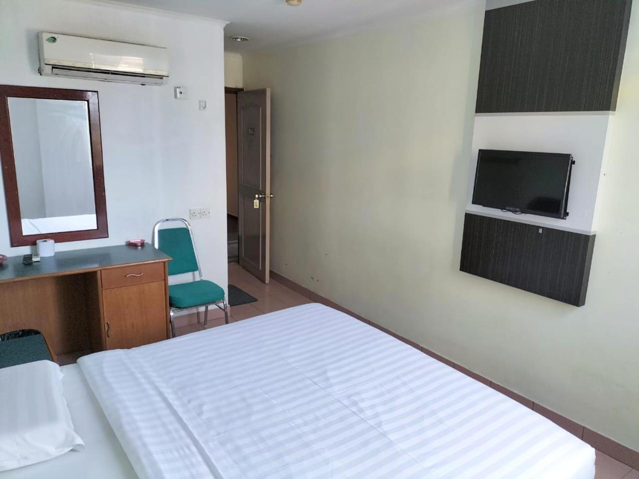 Faber Inn Bintulu Buitenkant foto